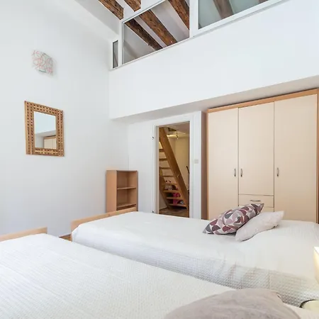 Apartmán Old Writer - Two Bedroom With City View